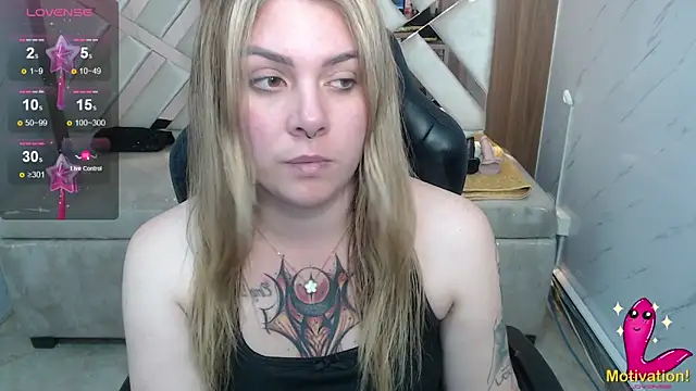 Snapshot of Paula_b_ chatting on June 20, 2026, 12:54 pm Paula b online show from June 20, 2026, 12:54 pm
