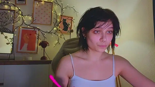 ari rari online show from February 2, 2025, 4:05 am