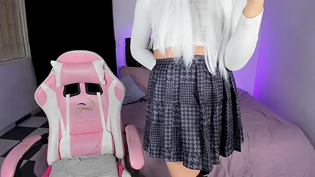 paula kawaiifu  online show from March 11, 2025, 1:56 pm