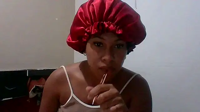 Kitra New online show from November 1, 2025, 5:57 am