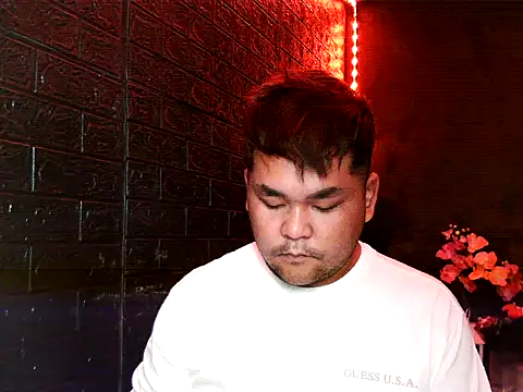 sydneyken online show from November 14, 2025, 2:26 am