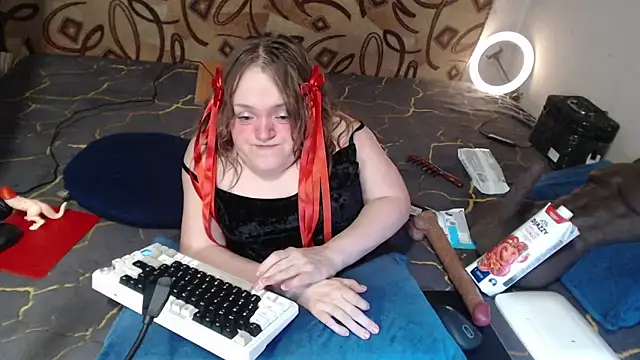 Snapshot of MiniNatalie chatting on March 9, 2025, 2:07 am MiniNatalie online show from March 9, 2025, 2:07 am