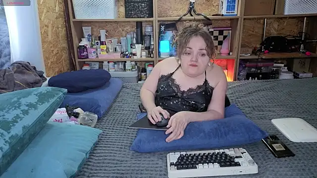 MiniNatalie online show from February 20, 2026, 9:22 am