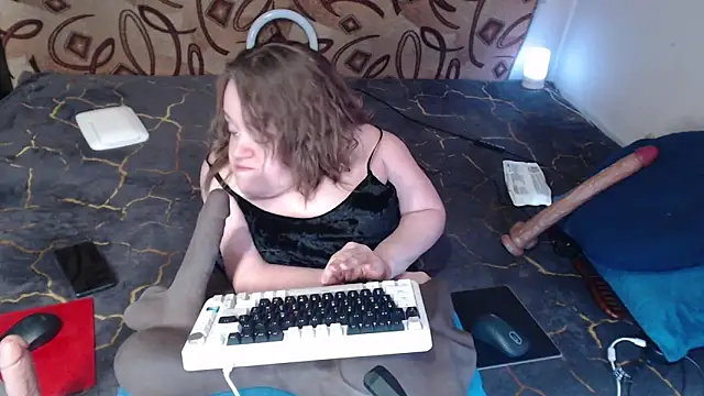 Snapshot of MiniNatalie chatting on March 19, 2025, 2:59 am MiniNatalie online show from March 19, 2025, 2:59 am