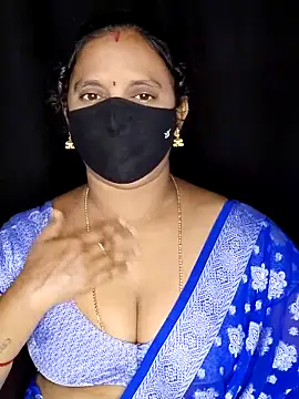 vintage-vibs online show from March 3, 2026, 6:26 pm