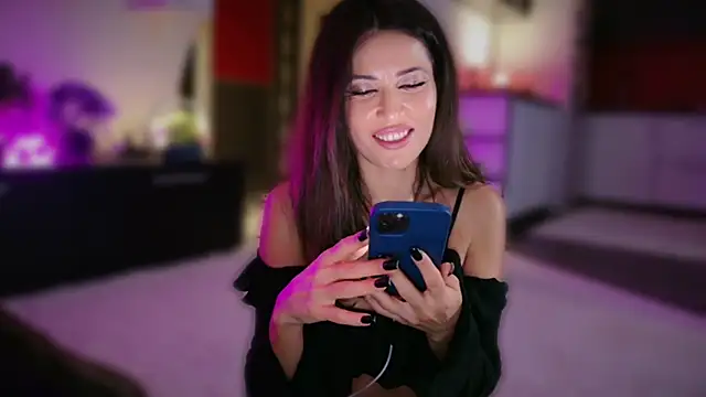 MissSmiley26 online show from November 28, 2025, 9:26 pm