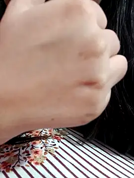 SHUBHI880 online show from September 28, 2025, 4:58 pm