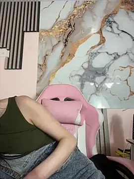 Isabella 21x online show from February 11, 2026, 1:00 pm