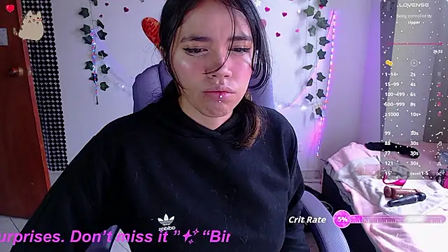 Snapshot of sophie_north chatting on February 13, 2026, 3:01 pm sophie north online show from February 13, 2026, 3:01 pm