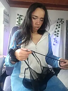 sophie north online show from April 18, 2026, 7:29 pm