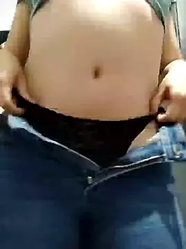 dulccemaria24 online show from March 11, 2025, 1:37 am