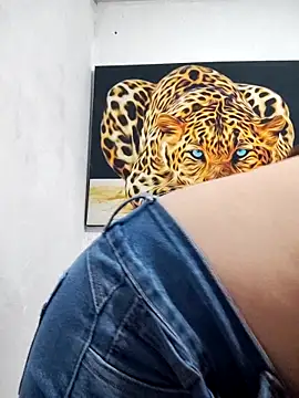 dulccemaria24 online show from September 11, 2025, 12:32 am