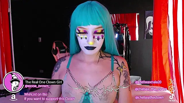 Snapshot of Eloise-brown chatting on June 1, 2026, 4:28 pm Eloise-brown online show from June 1, 2026, 4:28 pm
