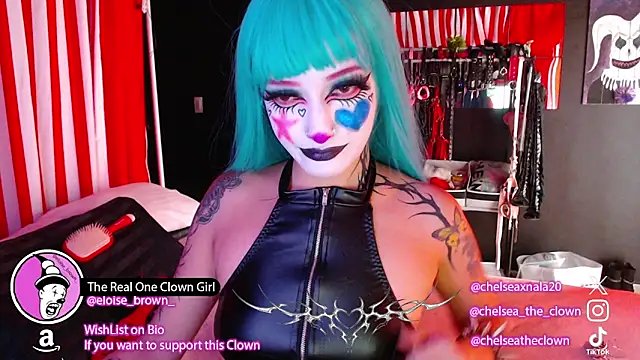 Snapshot of Eloise-brown chatting on May 17, 2026, 7:36 pm Eloise-brown online show from May 17, 2026, 7:36 pm