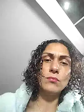 Corina hot online show from March 20, 2025, 9:13 pm