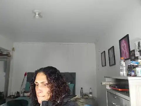 Corina hot online show from January 4, 2025, 1:31 am