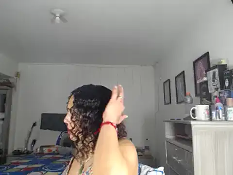 Corina hot online show from December 26, 2024, 11:57 pm