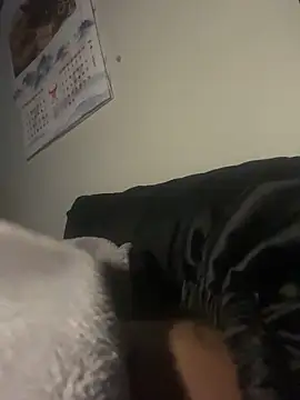 KimiAqua online show from February 20, 2025, 6:13 pm