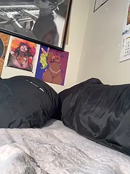 KimiAqua online show from March 18, 2025, 1:23 pm