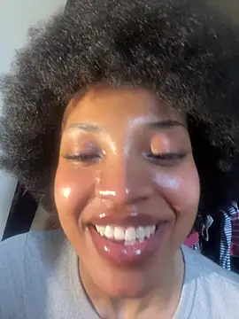 KimiAqua online show from March 11, 2025, 8:53 pm