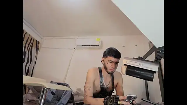 badanyboy online show from April 10, 2026, 10:06 pm