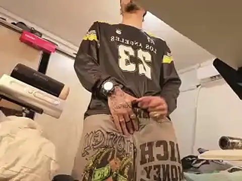 badanyboy online show from April 15, 2026, 8:20 pm