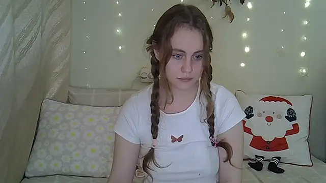 Sellya Houston online show from December 2, 2024, 3:42 pm