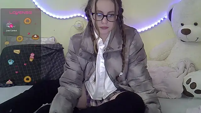 Sellya Houston online show from February 4, 2025, 5:01 pm