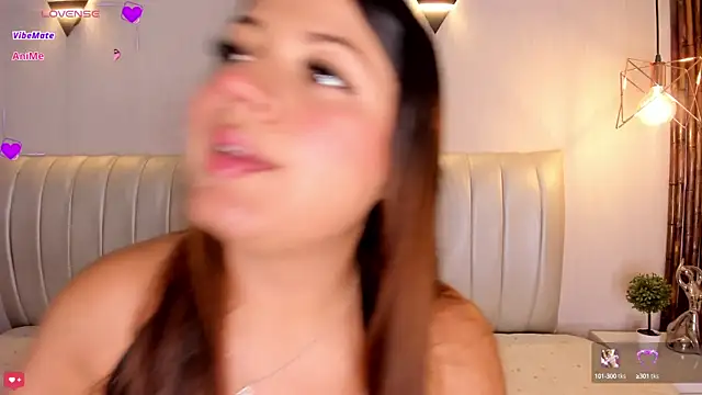 Snapshot of Zuzu_sweet chatting on September 8, 2025, 7:13 pm Zuzu sweet online show from September 8, 2025, 7:13 pm