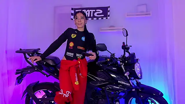 Snapshot of AmyPalmmer chatting on November 1, 2025, 12:21 pm AmyPalmmer online show from November 1, 2025, 12:21 pm