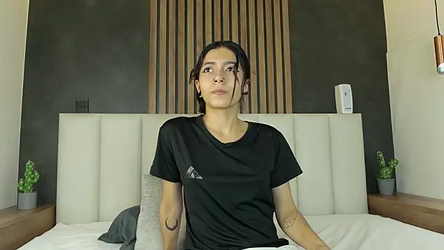 Snapshot of AmyPalmmer chatting on March 13, 2025, 6:23 pm AmyPalmmer online show from March 13, 2025, 6:23 pm