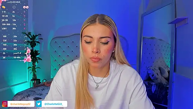 charlotte  grey online show from March 17, 2025, 7:58 pm