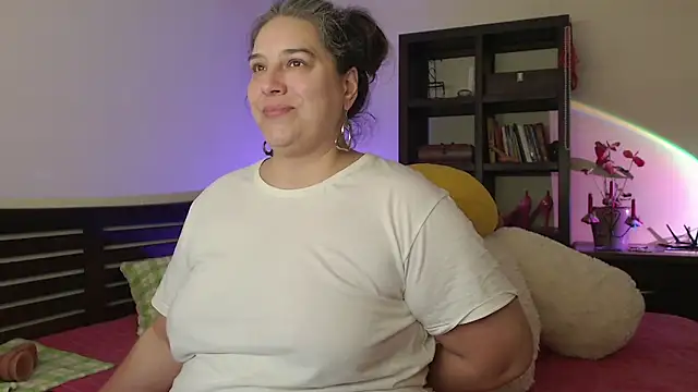 Snapshot of Niter chatting on February 25, 2025, 6:55 pm Niter online show from February 25, 2025, 6:55 pm