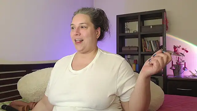 Snapshot of Niter chatting on February 23, 2025, 11:04 pm Niter online show from February 23, 2025, 11:04 pm