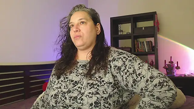 Snapshot of Niter chatting on March 19, 2025, 8:54 pm Niter online show from March 19, 2025, 8:54 pm