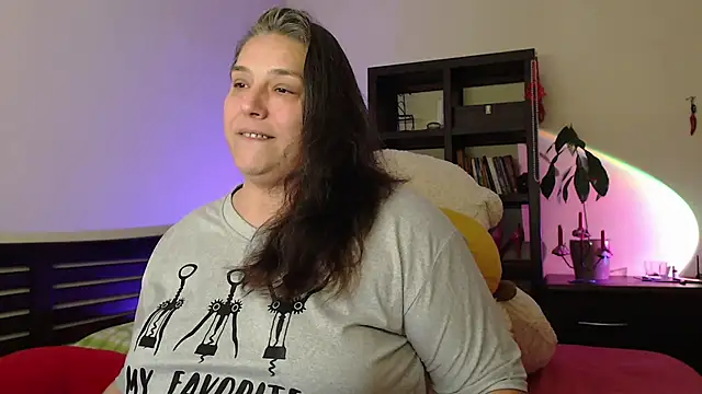 Snapshot of Niter chatting on March 11, 2025, 8:53 pm Niter online show from March 11, 2025, 8:53 pm