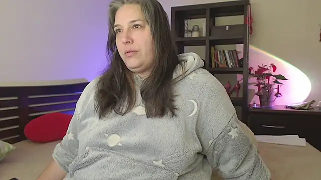 Snapshot of Niter chatting on February 6, 2025, 6:46 pm Niter online show from February 6, 2025, 6:46 pm