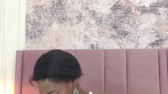 SabrinaDevill online show from November 10, 2025, 1:27 pm