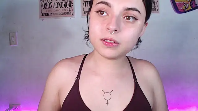 elizabethtaylorxxx online show from January 3, 2025, 12:22 am