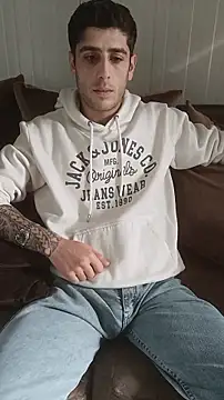 arenn1997 online show from February 17, 2026, 12:13 pm