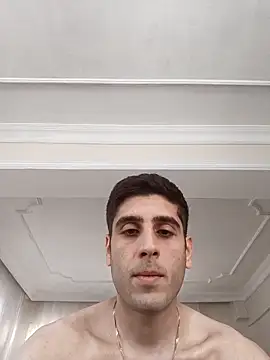 Snapshot of arenn1997 chatting on October 31, 2025, 12:13 pm arenn1997 online show from October 31, 2025, 12:13 pm