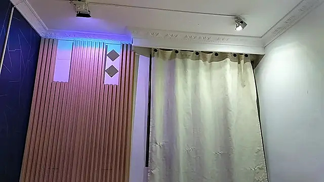 Snapshot of Cataleyalove_ADY chatting on March 22, 2025, 4:45 am Cataleyalove ADY online show from March 22, 2025, 4:45 am