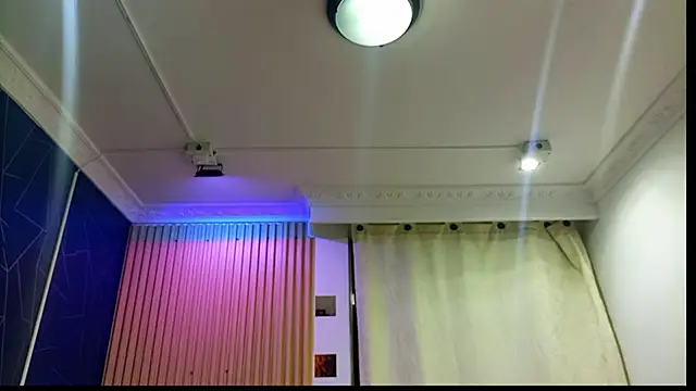 Snapshot of Cataleyalove_ADY chatting on September 27, 2025, 2:39 am Cataleyalove ADY online show from September 27, 2025, 2:39 am