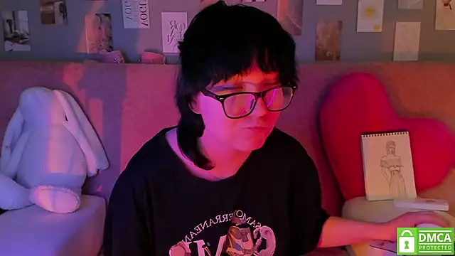 dreamgirllovee online show from March 3, 2025, 6:20 am