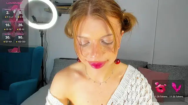 Hannah Carr online show from October 2, 2025, 8:45 pm