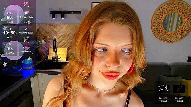 Snapshot of Hannah_Carr chatting on May 13, 2026, 7:54 pm Hannah Carr online show from May 13, 2026, 7:54 pm