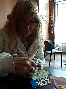 eva2023sexy online show from March 18, 2025, 1:55 pm