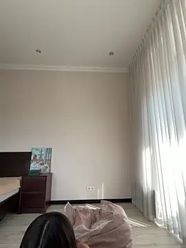 Hott Lolla online show from March 4, 2026, 8:55 am