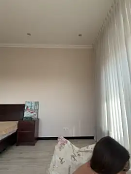 Hott Lolla online show from February 9, 2026, 9:29 am