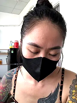 witch-39 online show from September 29, 2025, 5:47 am